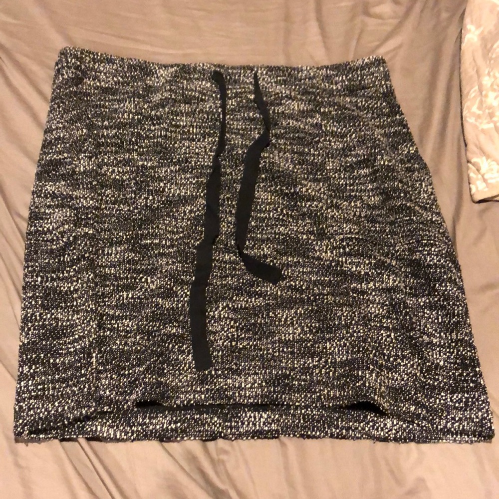 Women’s plus size pencil skirt, stretchy